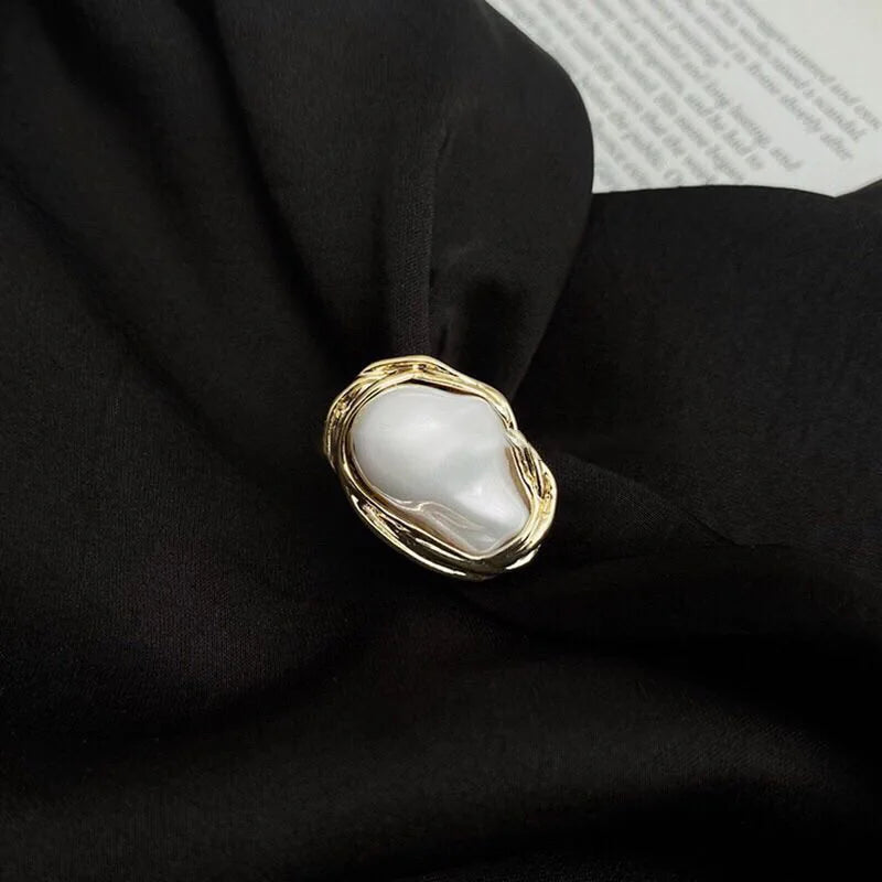 DERSONA Baroque Elegant White Pearl Ring for Women Commuting Versatile Opening Rings Simple Light Luxury Temperament Jewelry Wedding Bride