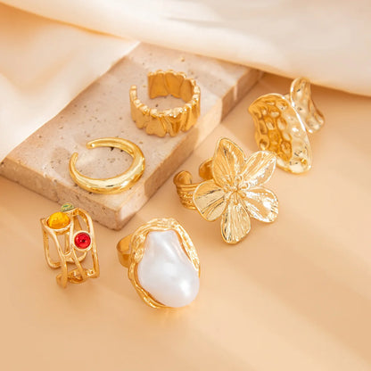 6Pcs Fashionable Rings Set for Women Men Vintage Flower Pearl Crystal European Open Rings Luxury Jewelry