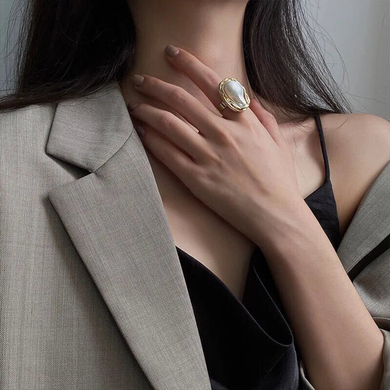 DERSONA Baroque Elegant White Pearl Ring for Women Commuting Versatile Opening Rings Simple Light Luxury Temperament Jewelry Wedding Bride