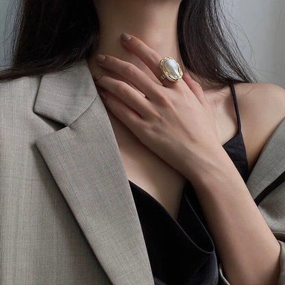 DERSONA Baroque Elegant White Pearl Ring for Women Commuting Versatile Opening Rings Simple Light Luxury Temperament Jewelry Wedding Bride